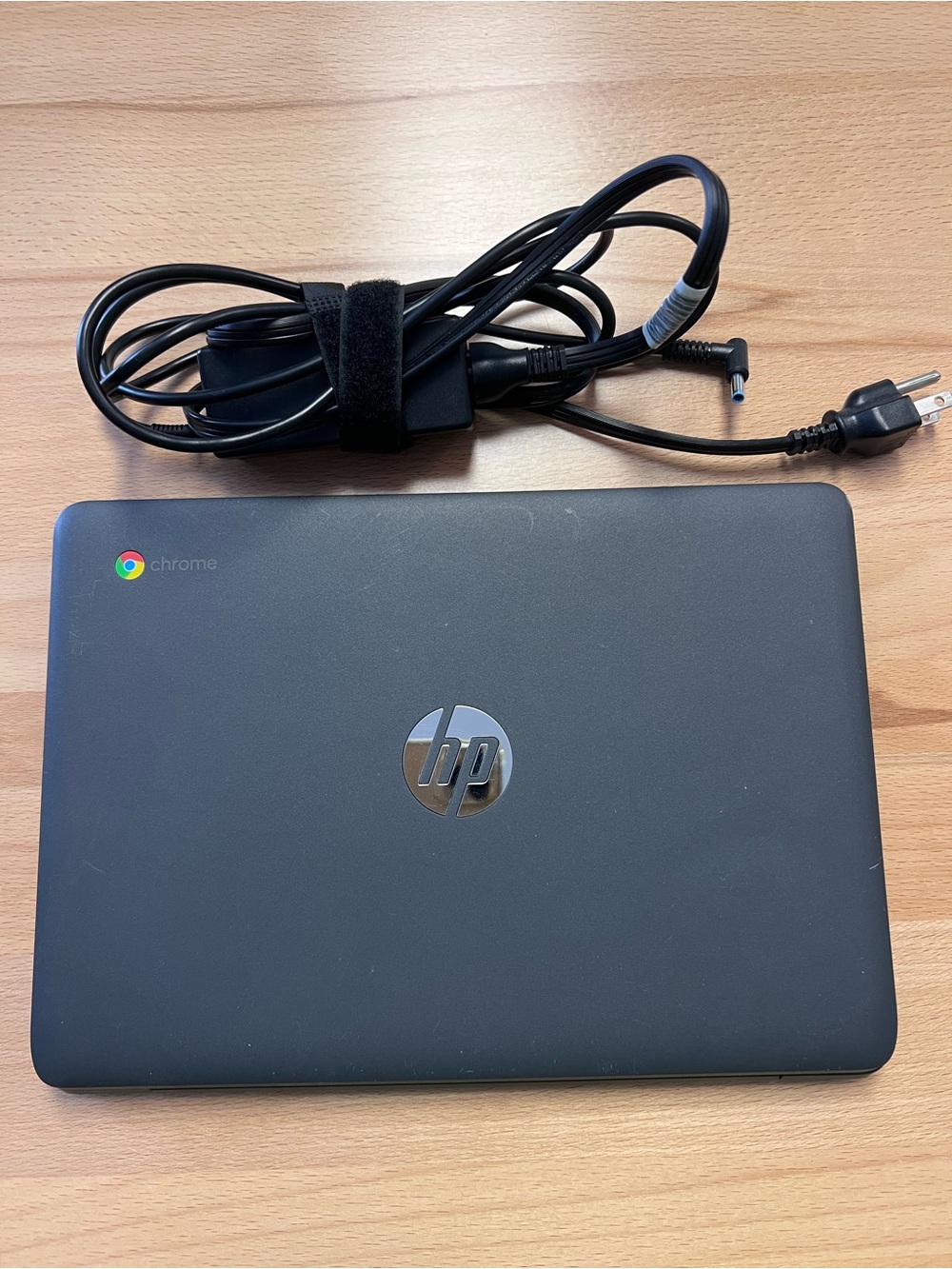 HP Chromebook Laptop in Matte Black with Charger